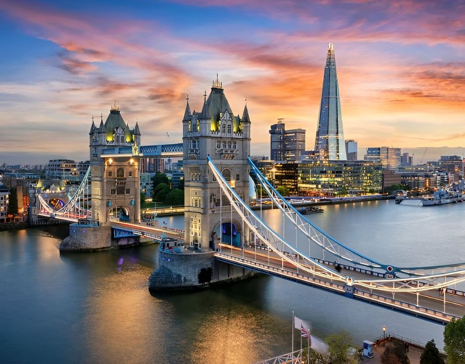 London in 3 Days: Explore the City with Optional Add-Ons